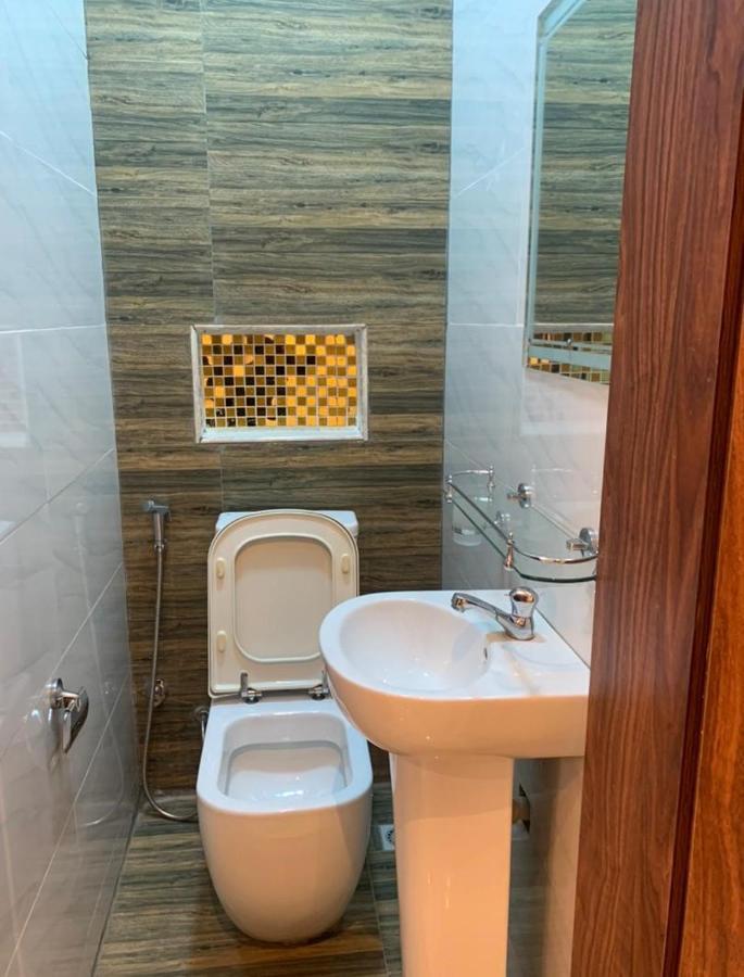 God'S Touch Apartments Remi Fani Kayode Gra. Ikeja Buitenkant foto