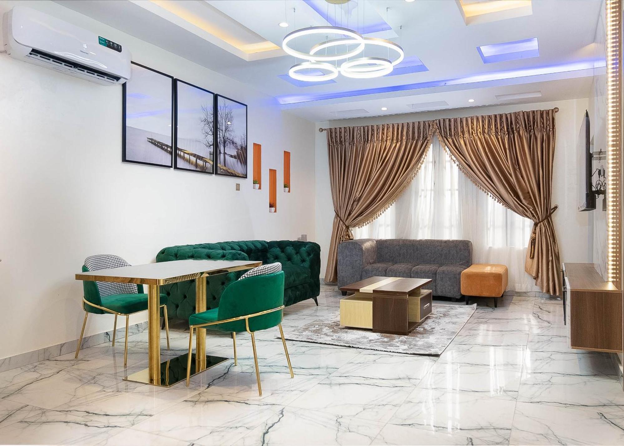 God'S Touch Apartments Remi Fani Kayode Gra. Ikeja Buitenkant foto